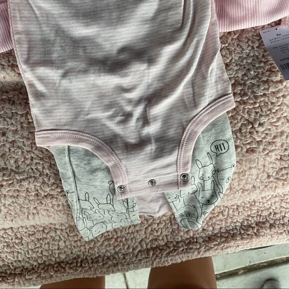 Nwt Carter's 3 piece 9month vest one piece pant set - Picture 3 of 5